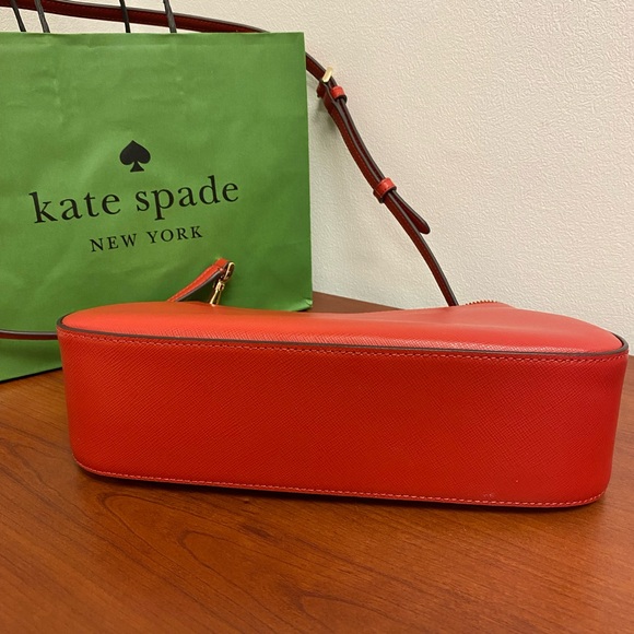 NWT Madison Convertible Medium Crossbody - Picture 10 of 12